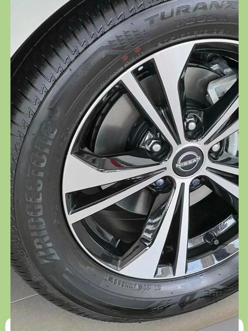 日产汽车品牌文化的内涵与外延，理想汽车的用户故事真实的使用场景